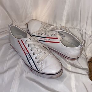Tommy Hilfiger white sneakers